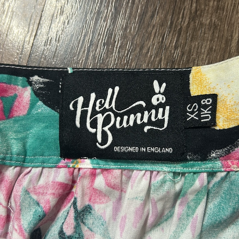 Hell Bunny 100% Cotton Toucan Skirt Size  XS - Picture 2 of 4